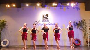 安国成人拉丁舞视频教学,轻松入门，舞动人生